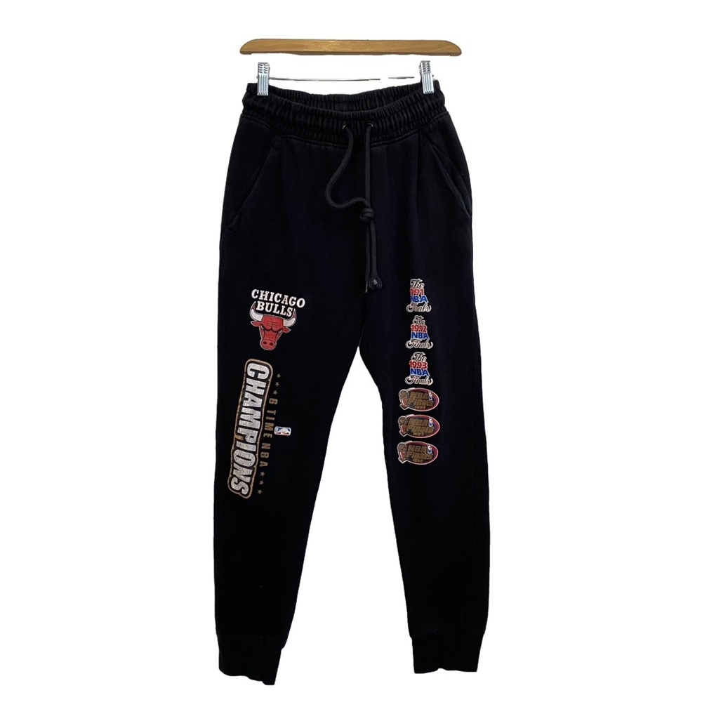 Chicago Bulls 6 Time NBA Champions 1990s Black Sweatpants size S